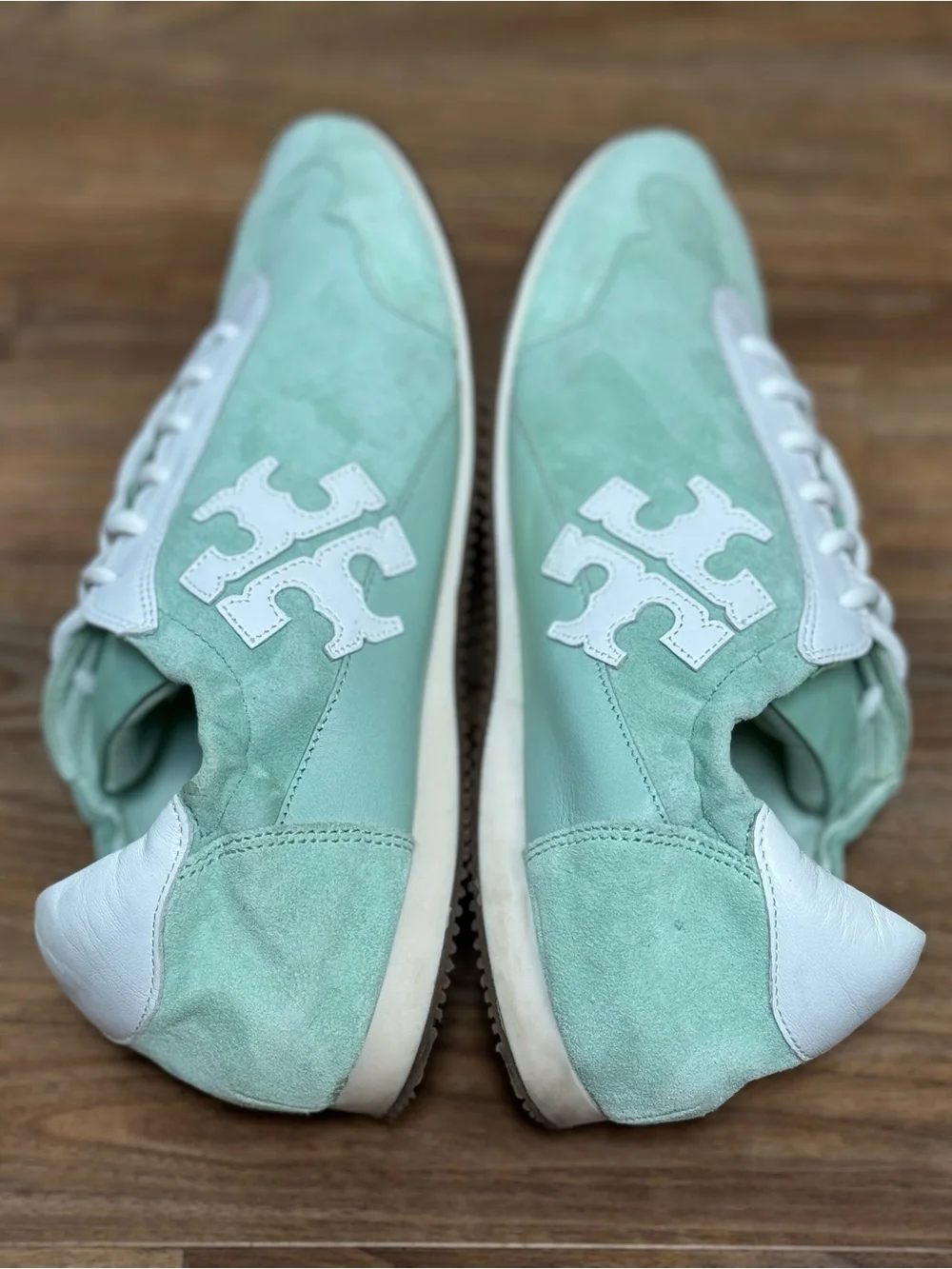 Tory Burch Mint Green Suede Leather Sneakers Size 9 NWOB